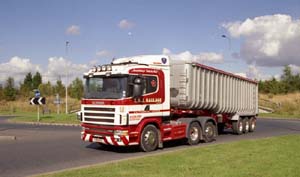 T&J HAULAGE  Y299 XCK