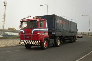 TROWELLS, KEN XHK 777X
