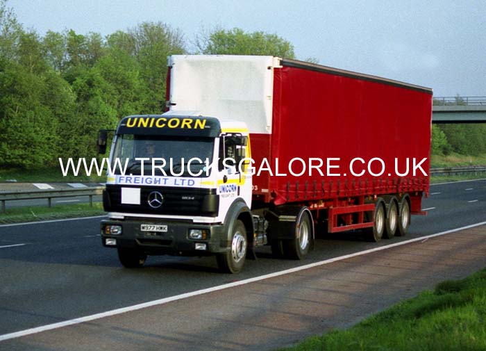 UNICORN FREIGHT M977 HWK